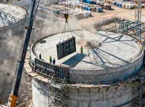 Industrial construction formwork for tanks and structures